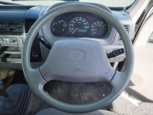 TOYOTA DYNA 2012 Image 31