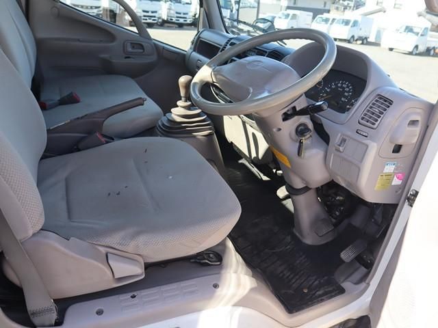 TOYOTA DYNA 2012 Image 31