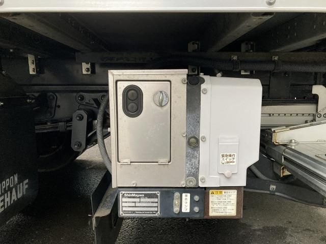 HINO DUTRO 2013 Image 31