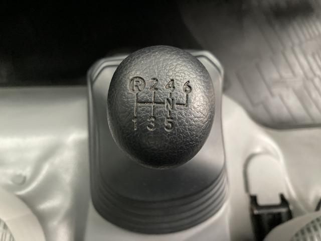 HINO DUTRO 2013 Image 31