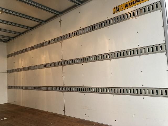 HINO DUTRO 2013 Image 31