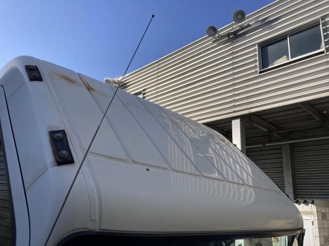 MITSUBISHI CANTER 2019 Image 31