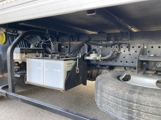 ISUZU ELF 2015 Image 31