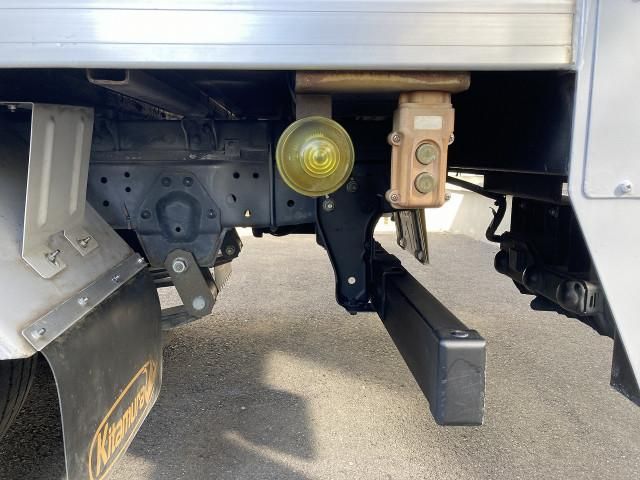 ISUZU ELF 2015 Image 31