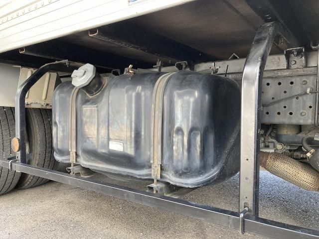 ISUZU ELF 2015 Image 31