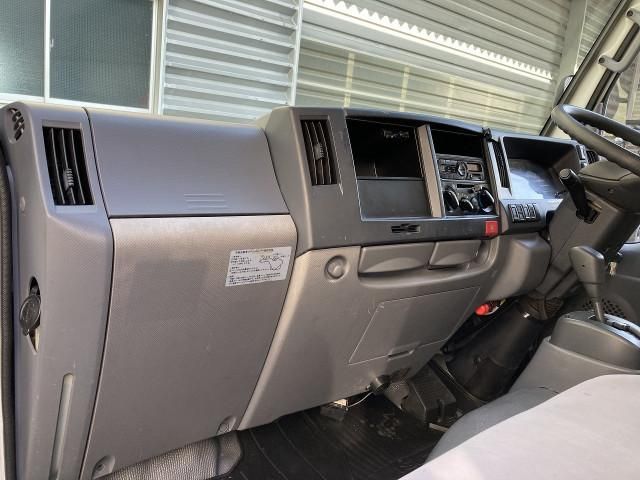 ISUZU ELF 2015 Image 31