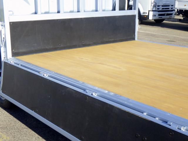 MITSUBISHI CANTER 2015 Image 31