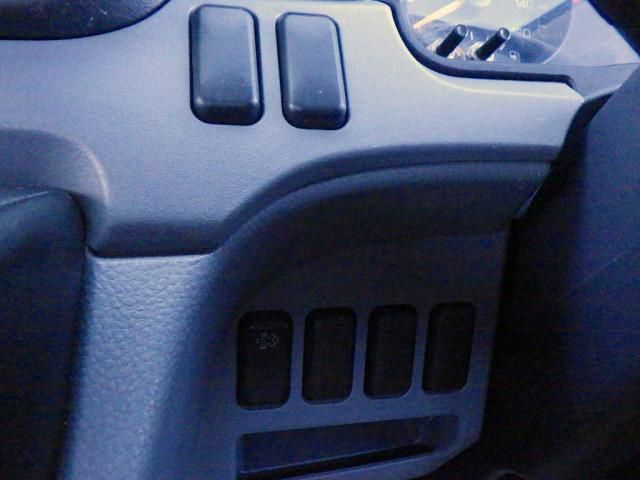 MITSUBISHI CANTER 2015 Image 31