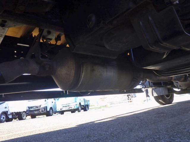 MITSUBISHI CANTER 2015 Image 31