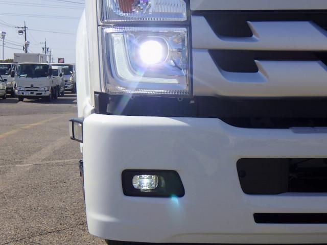 ISUZU FORWARD 2023 Image 31