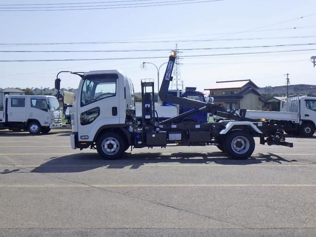 ISUZU FORWARD 2023 Image 31