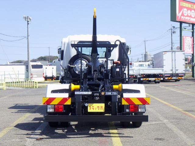 ISUZU FORWARD 2023 Image 31