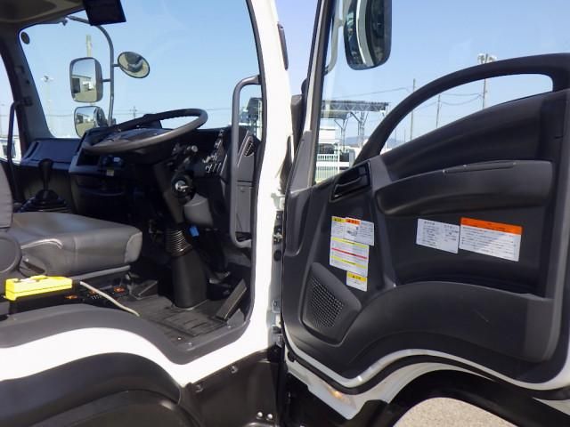 ISUZU FORWARD 2023 Image 31