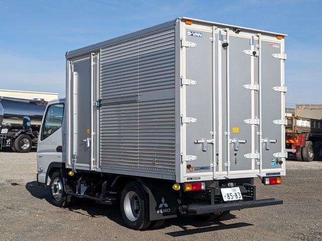 MITSUBISHI CANTER 2024 Image 31