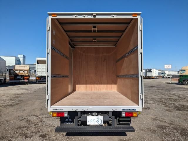 MITSUBISHI CANTER 2024 Image 31