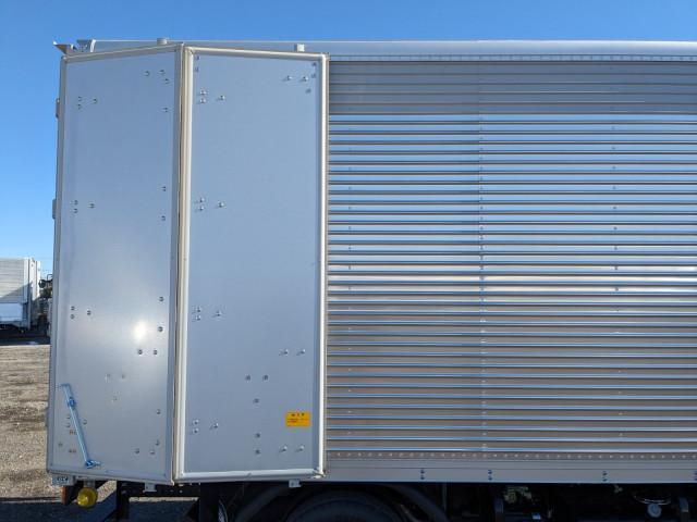 MITSUBISHI CANTER 2024 Image 31