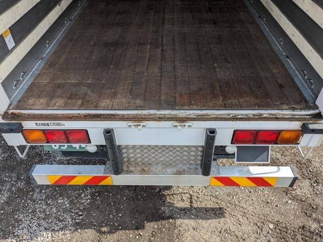 NISSAN DIESEL QUON 2015 Image 31