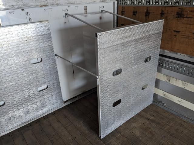 NISSAN DIESEL QUON 2015 Image 31