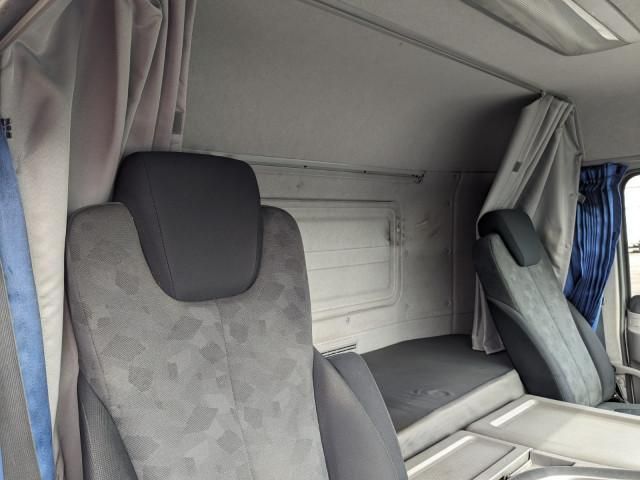 NISSAN DIESEL QUON 2015 Image 31