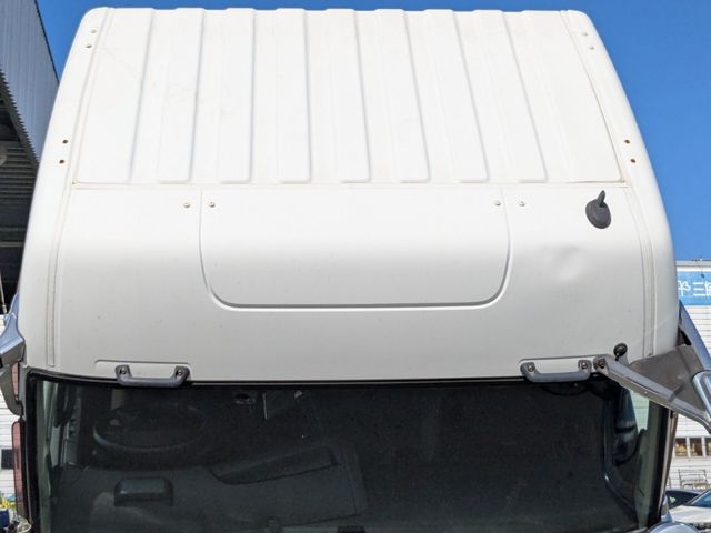 MITSUBISHI FUSOU SUPER GREAT 2018 Image 31