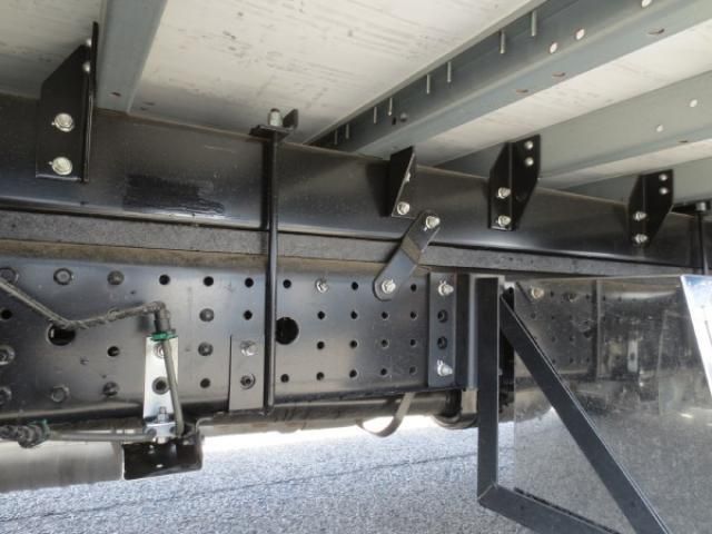 MITSUBISHI CANTER 2024 Image 31