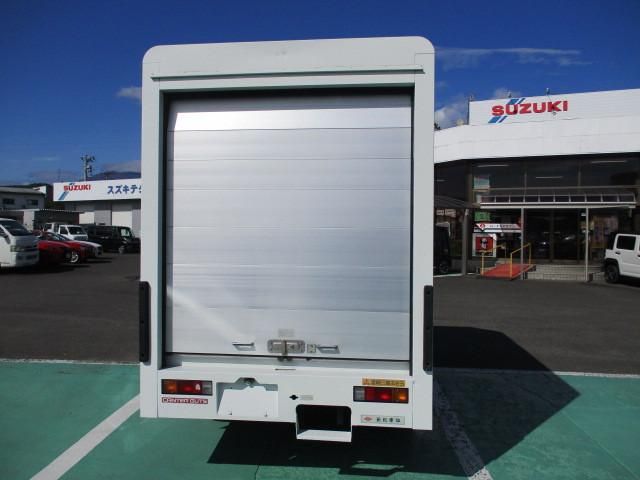 MITSUBISHI CANTER GUTS 1996 Image 31