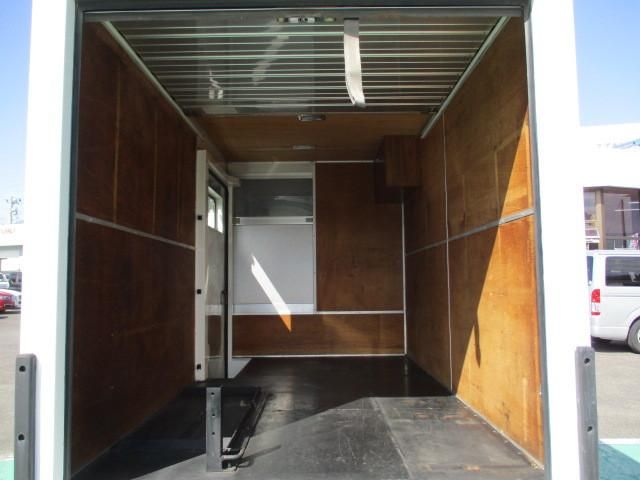 MITSUBISHI CANTER GUTS 1996 Image 31