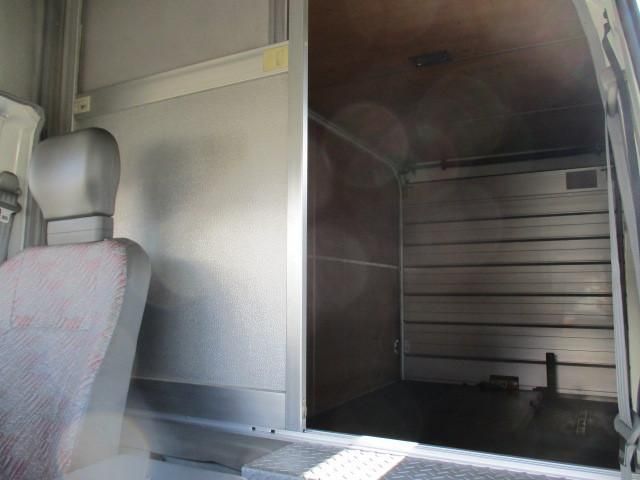 MITSUBISHI CANTER GUTS 1996 Image 31