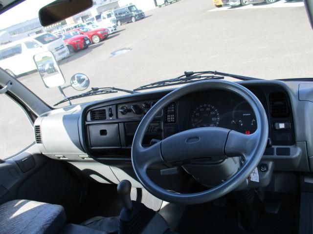 MITSUBISHI CANTER GUTS 1996 Image 31