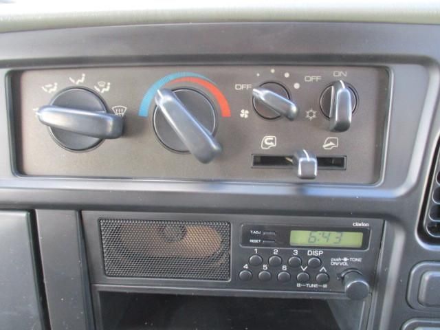 MITSUBISHI CANTER GUTS 1996 Image 31