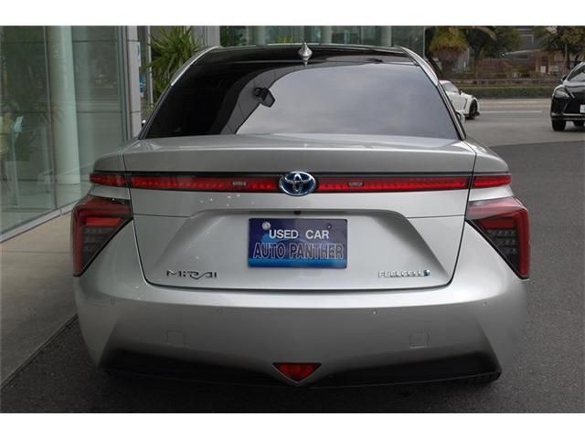TOYOTA MIRAI 2017 Image 31