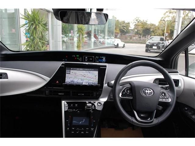 TOYOTA MIRAI 2017 Image 31