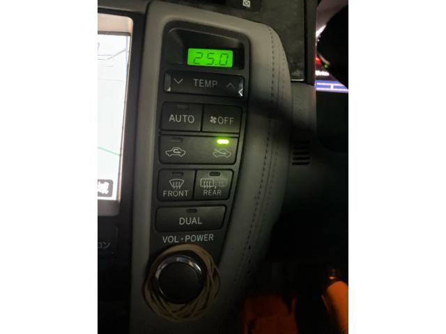 TOYOTA CROWN SEDAN 2008 Image 31