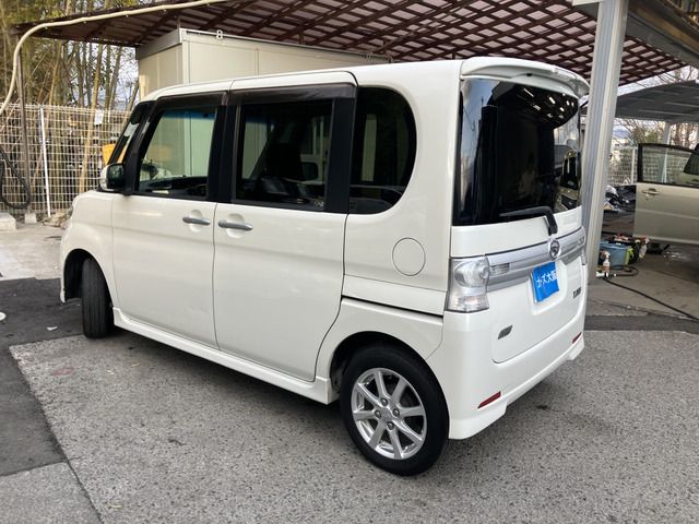 DAIHATSU TANTO CUSTOM 2013 Image 31