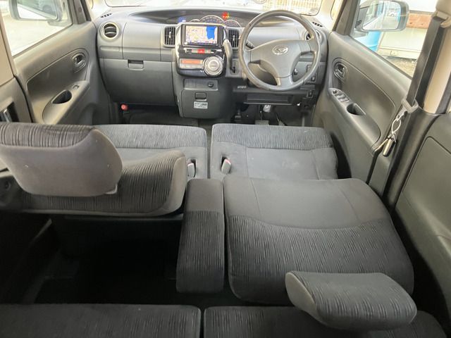 DAIHATSU TANTO CUSTOM 2013 Image 31