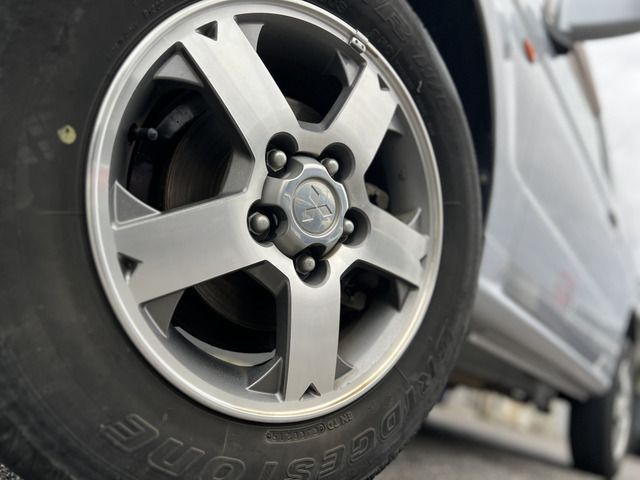 MITSUBISHI PAJERO MINI 2012 Image 31