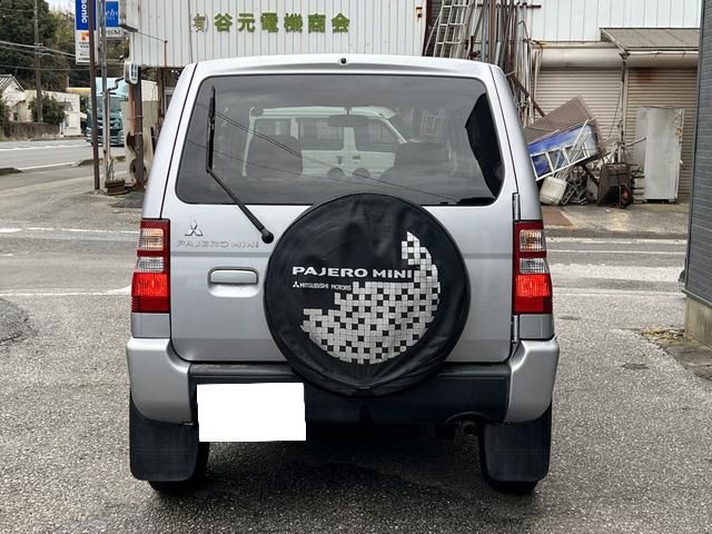 MITSUBISHI PAJERO MINI 2012 Image 31