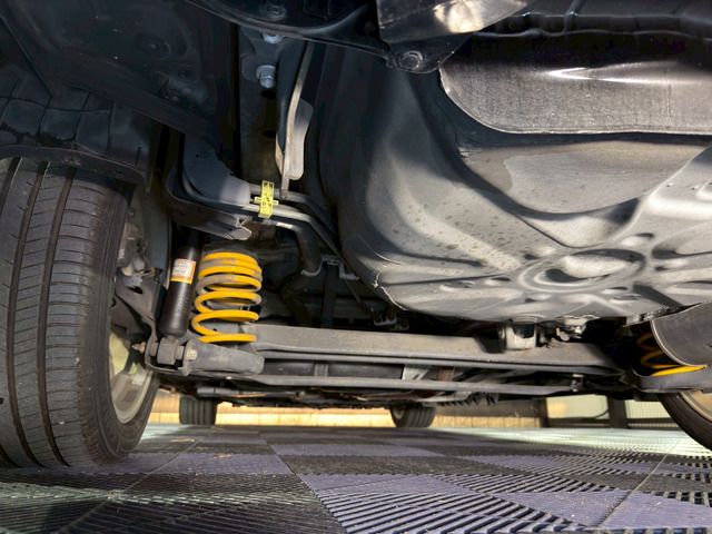 TOYOTA PRIUS ALPHA 2013 Image 31