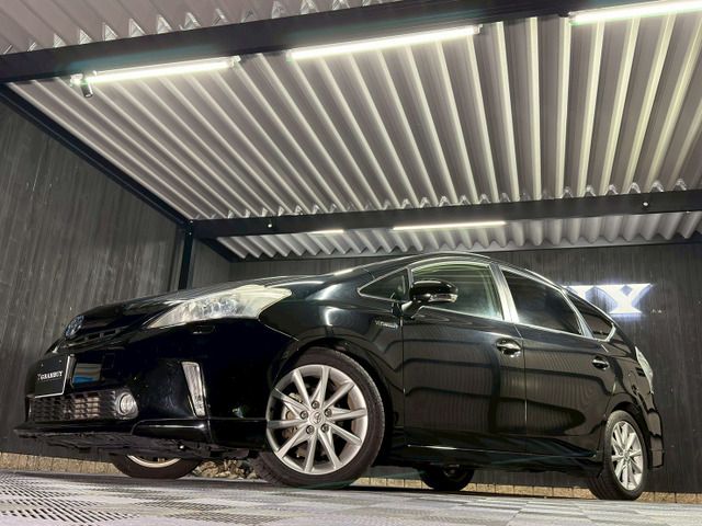 TOYOTA PRIUS ALPHA 2013 Image 31