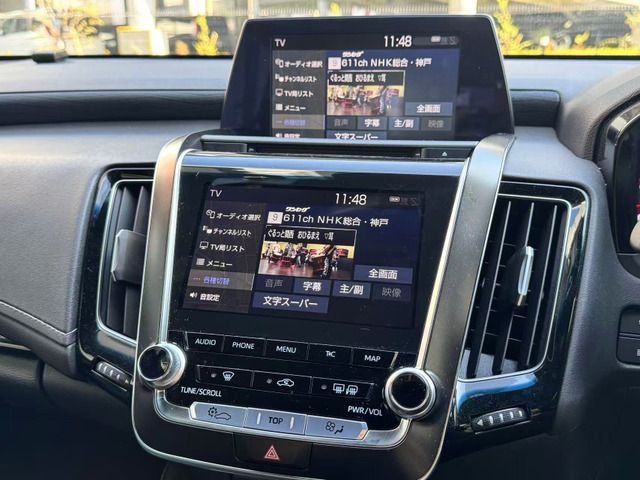 TOYOTA CROWN SEDAN HYBRID 2018 Image 31