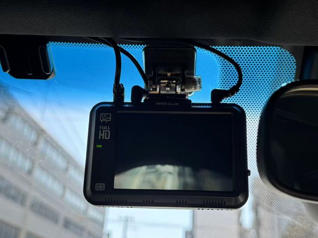 TOYOTA CROWN SEDAN HYBRID 2018 Image 31