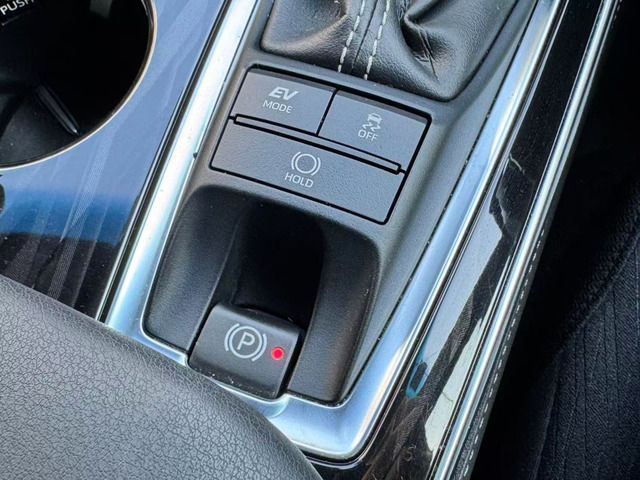 TOYOTA CROWN SEDAN HYBRID 2018 Image 31