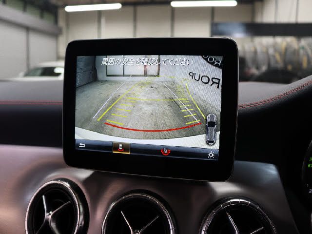 MERCEDES BENZ CLA SH 2017 Image 31