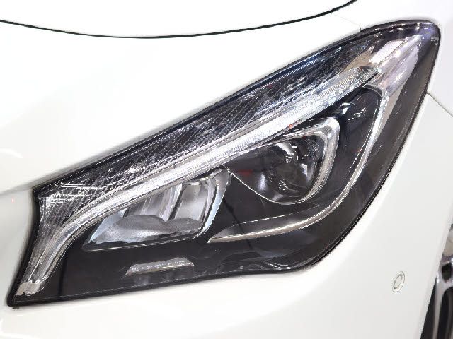 MERCEDES BENZ CLA SH 2017 Image 31