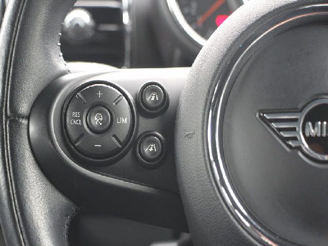 BMW MINI COOPER D CLUBMA 2019 Image 31