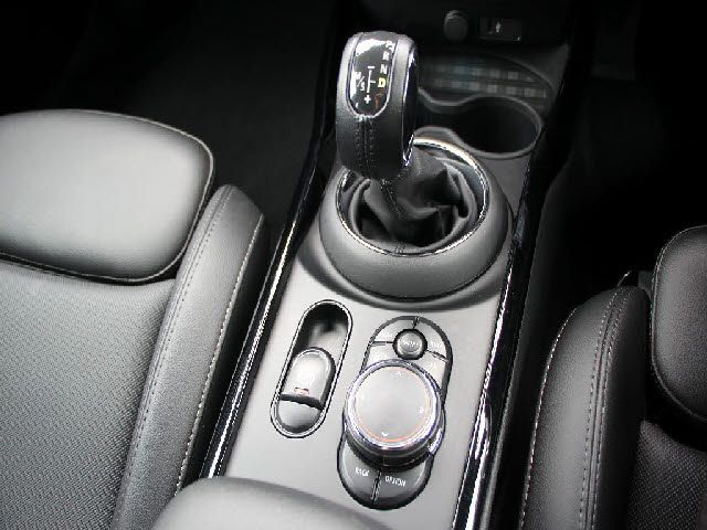 BMW MINI COOPER D CLUBMA 2019 Image 31