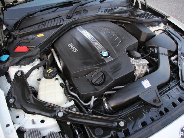 BMW M2 COUPE 2016 Image 31