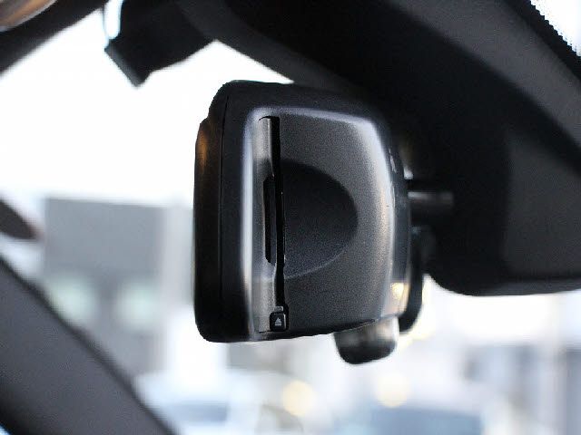 BMW M2 COUPE 2016 Image 31