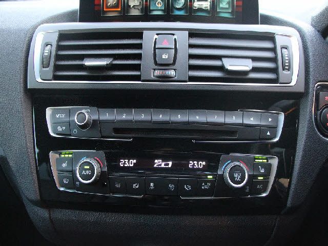 BMW M2 COUPE 2016 Image 31