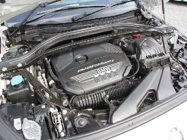 BMW 1SERIES 2019 Image 31